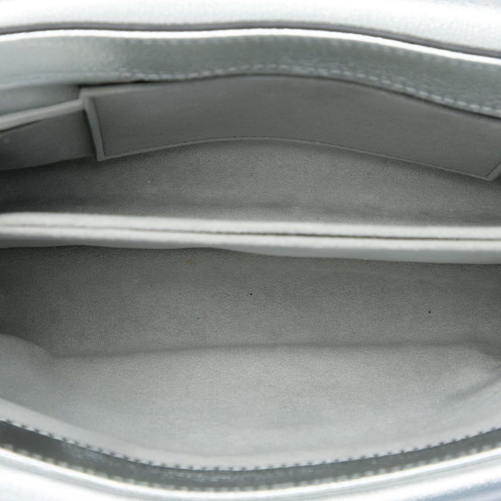 Louis Vuitton Metallic Cuir Plume Ecume Very Chain Bag