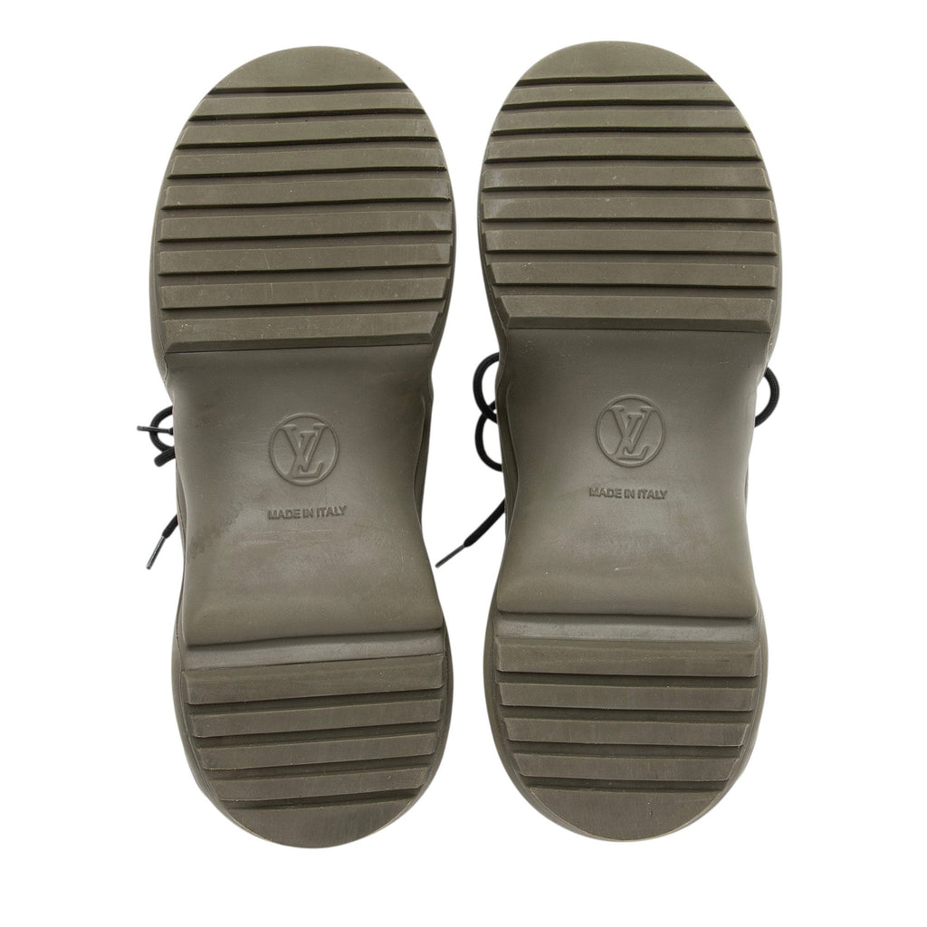 Louis Vuitton Monogram Canvas Archlight Sneakers - Size 8 / 38