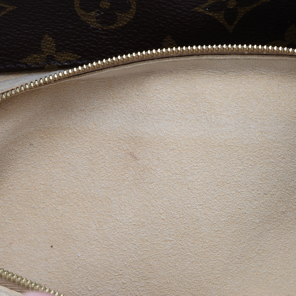 Louis Vuitton Monogram Canvas Artsy MM Shoulder Bag (SHF-ogoQR0)