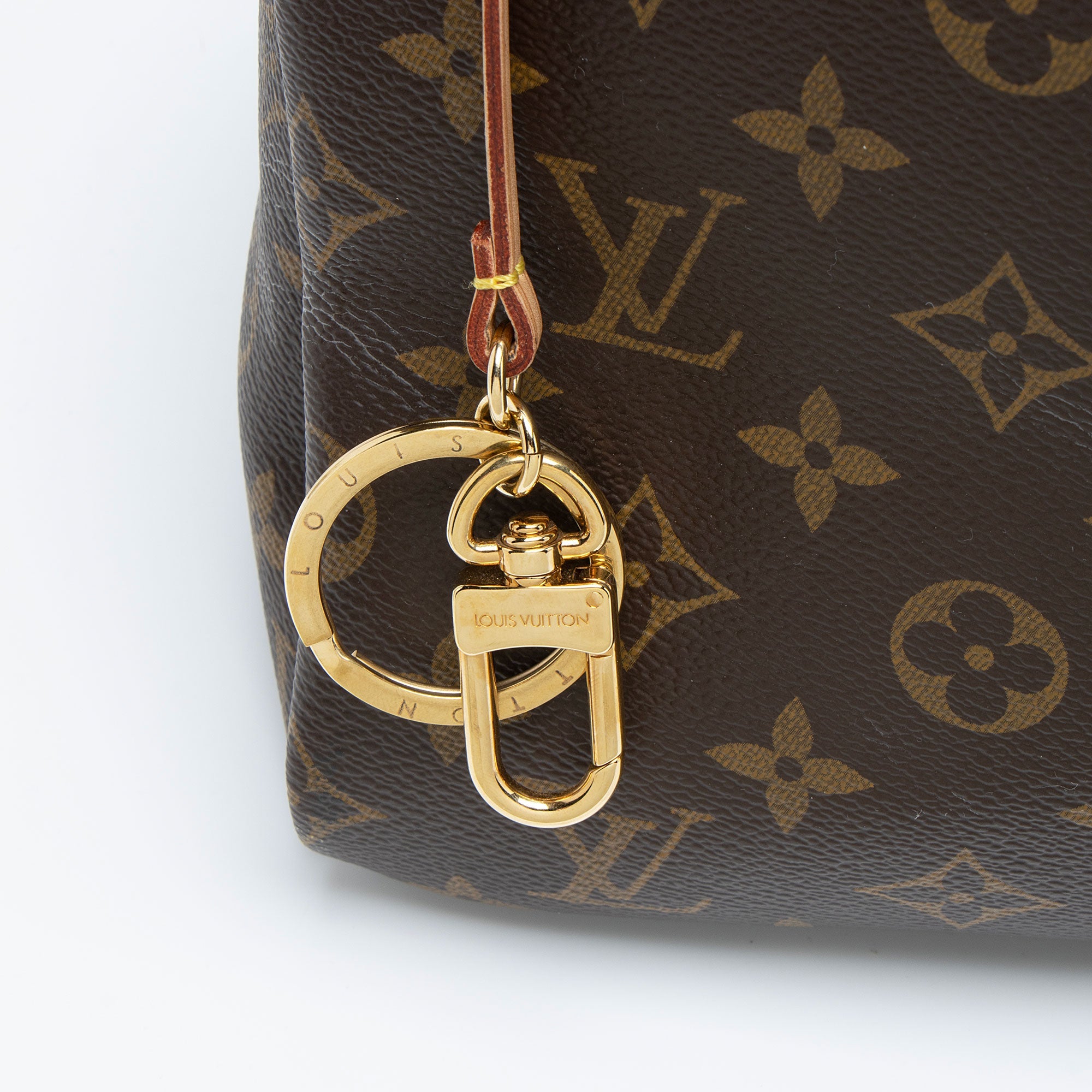 Louis Vuitton Monogram Canvas Artsy MM Shoulder Bag