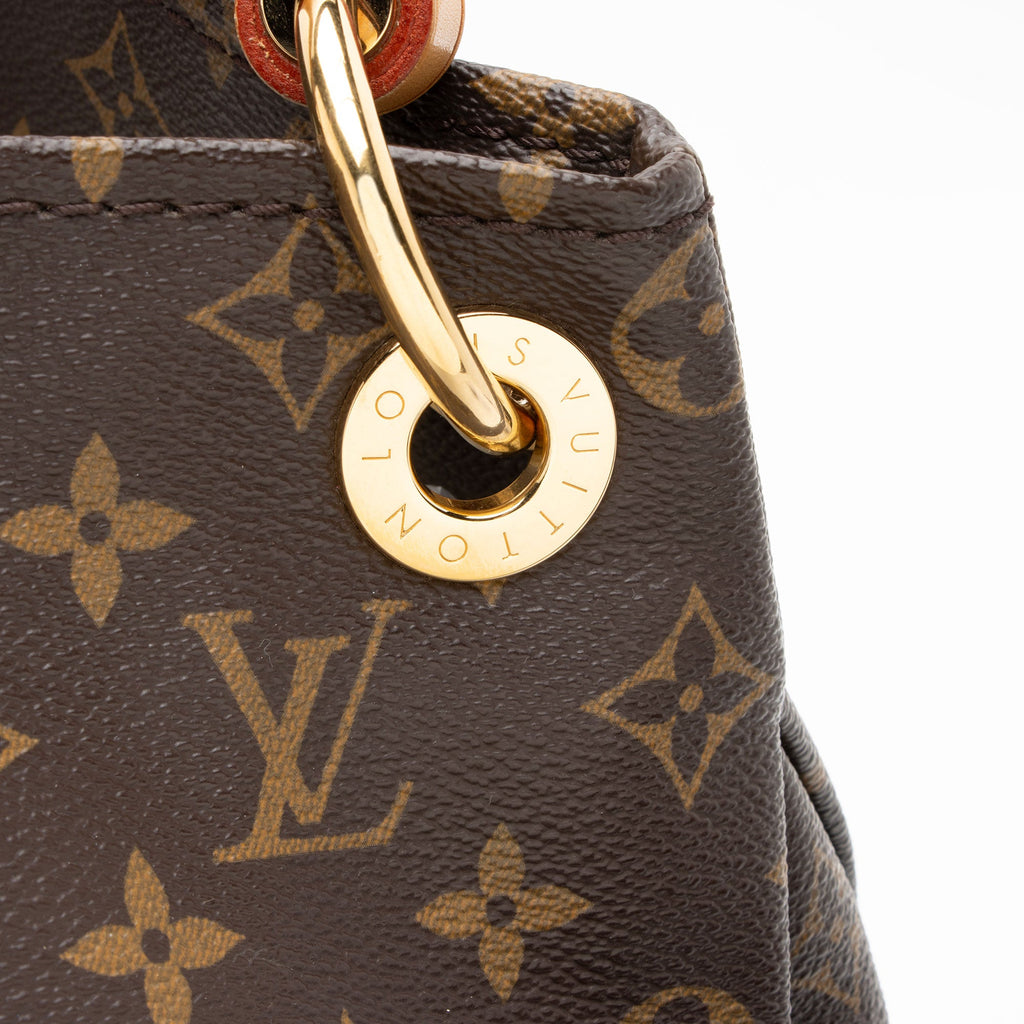 Louis Vuitton Monogram Canvas Artsy MM Shoulder Bag