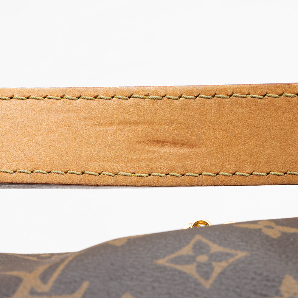Louis Vuitton Monogram Canvas Berri MM Shoulder Bag (SHF-20906)