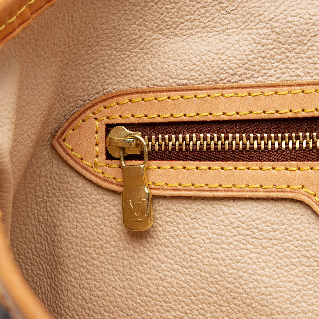 Louis Vuitton Monogram Canvas Bucket GM Tote (SHF-RnIGXM)