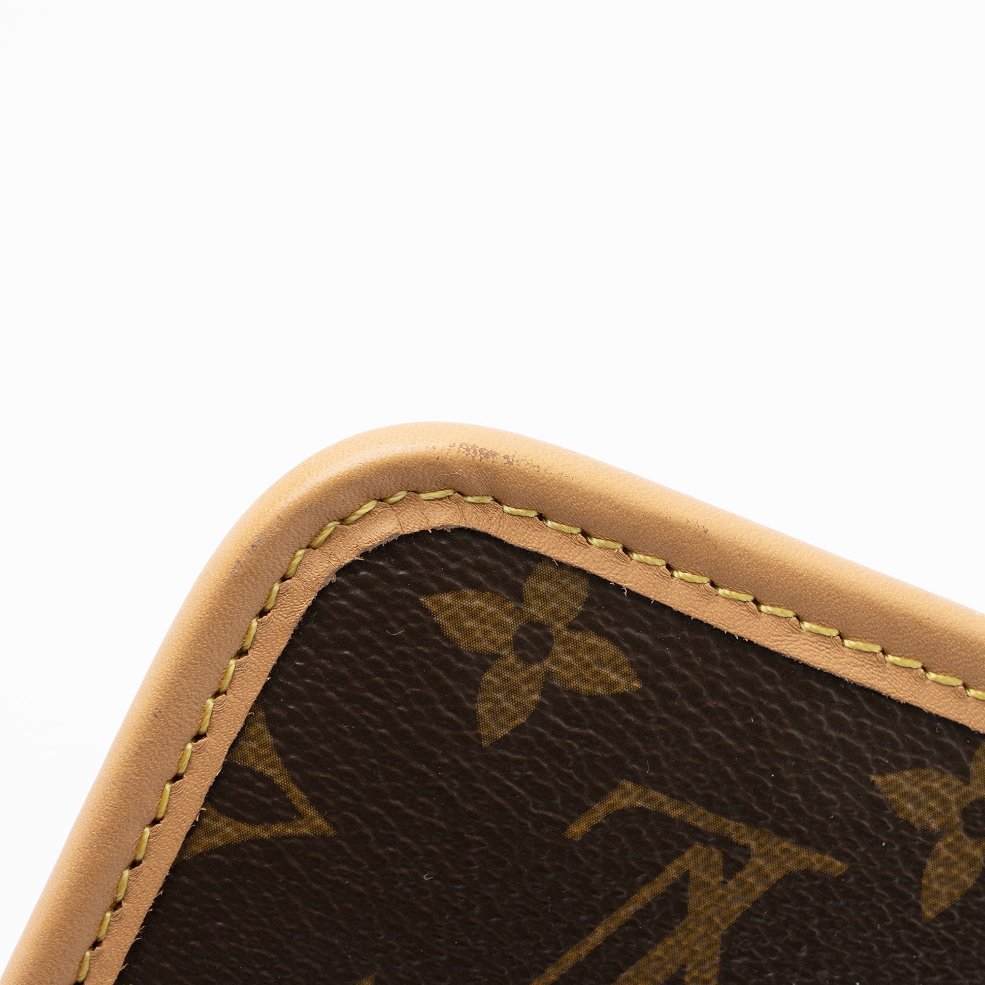 Louis Vuitton Monogram Canvas CarryAll MM Pochette