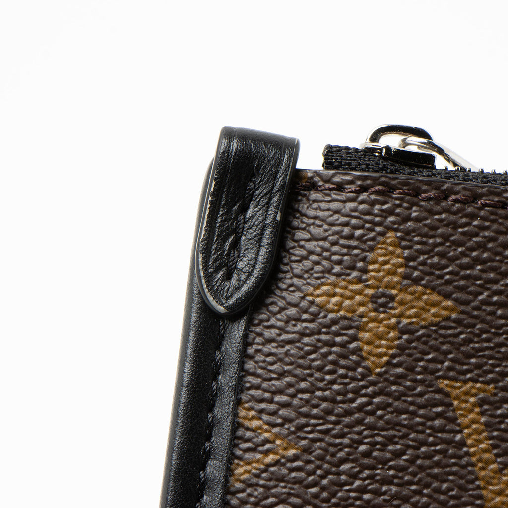 Louis Vuitton Monogram Canvas CarryAll Vibe Pochette