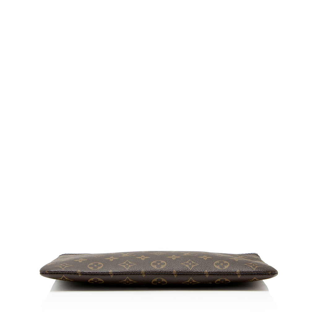 Louis Vuitton Monogram Canvas Daily Pouch
