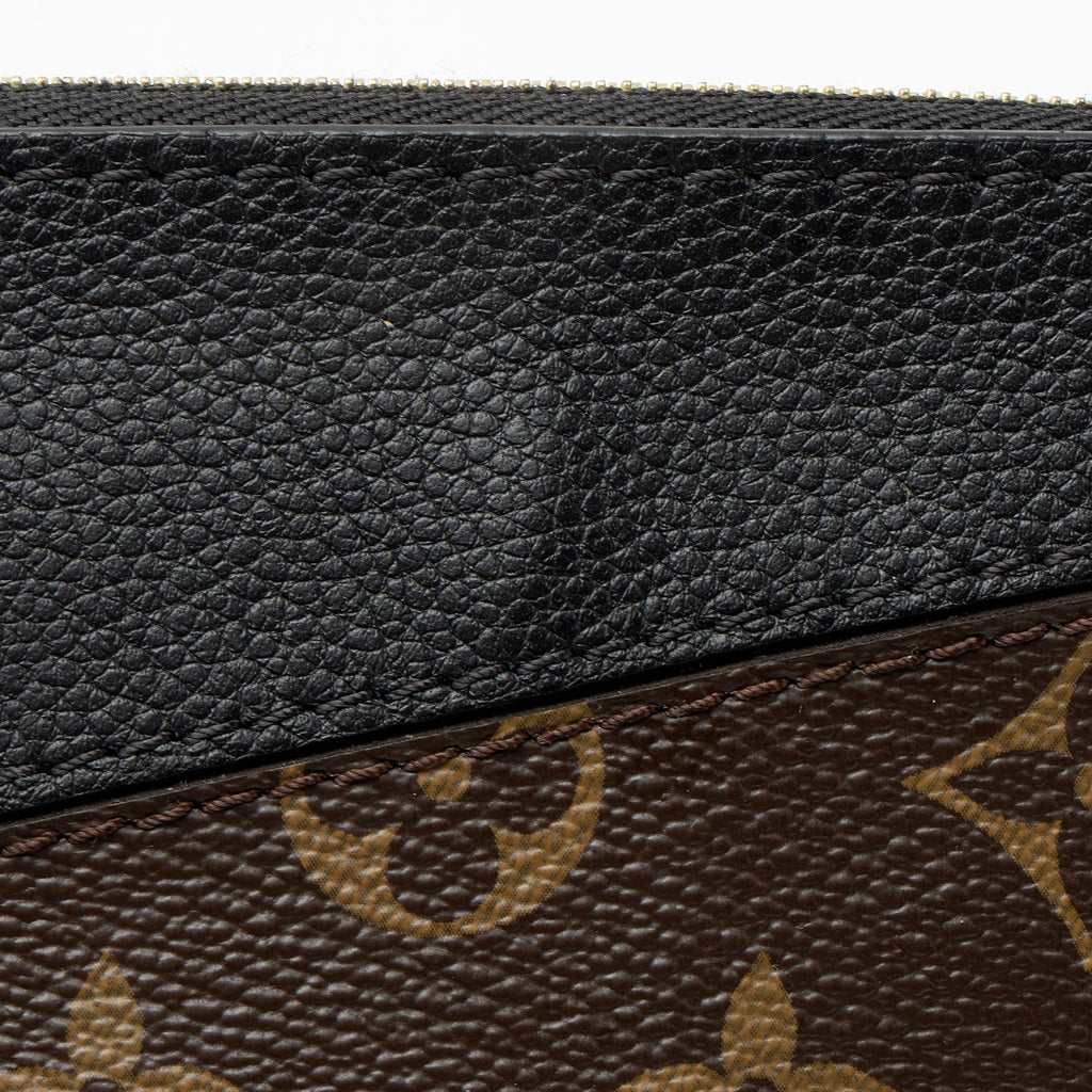 Louis Vuitton Monogram Canvas Daily Pouch