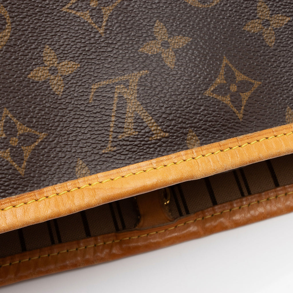 Louis Vuitton Monogram Canvas Delightful MM Shoulder Bag