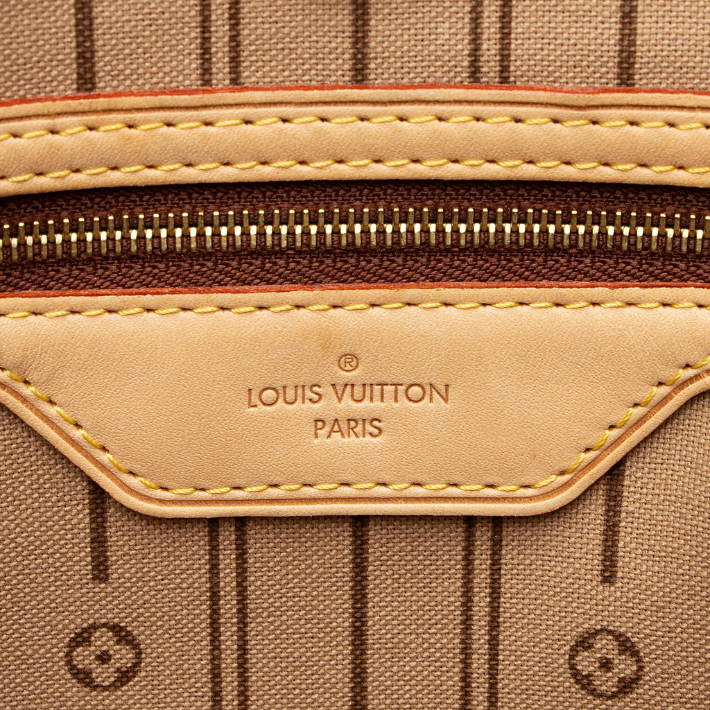 Louis Vuitton Monogram Canvas Delightful MM Shoulder Bag