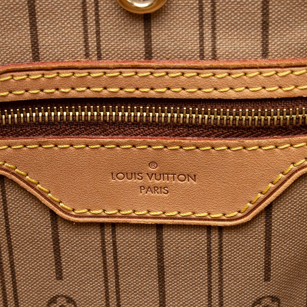 Louis Vuitton Monogram Canvas Delightful MM Shoulder Bag