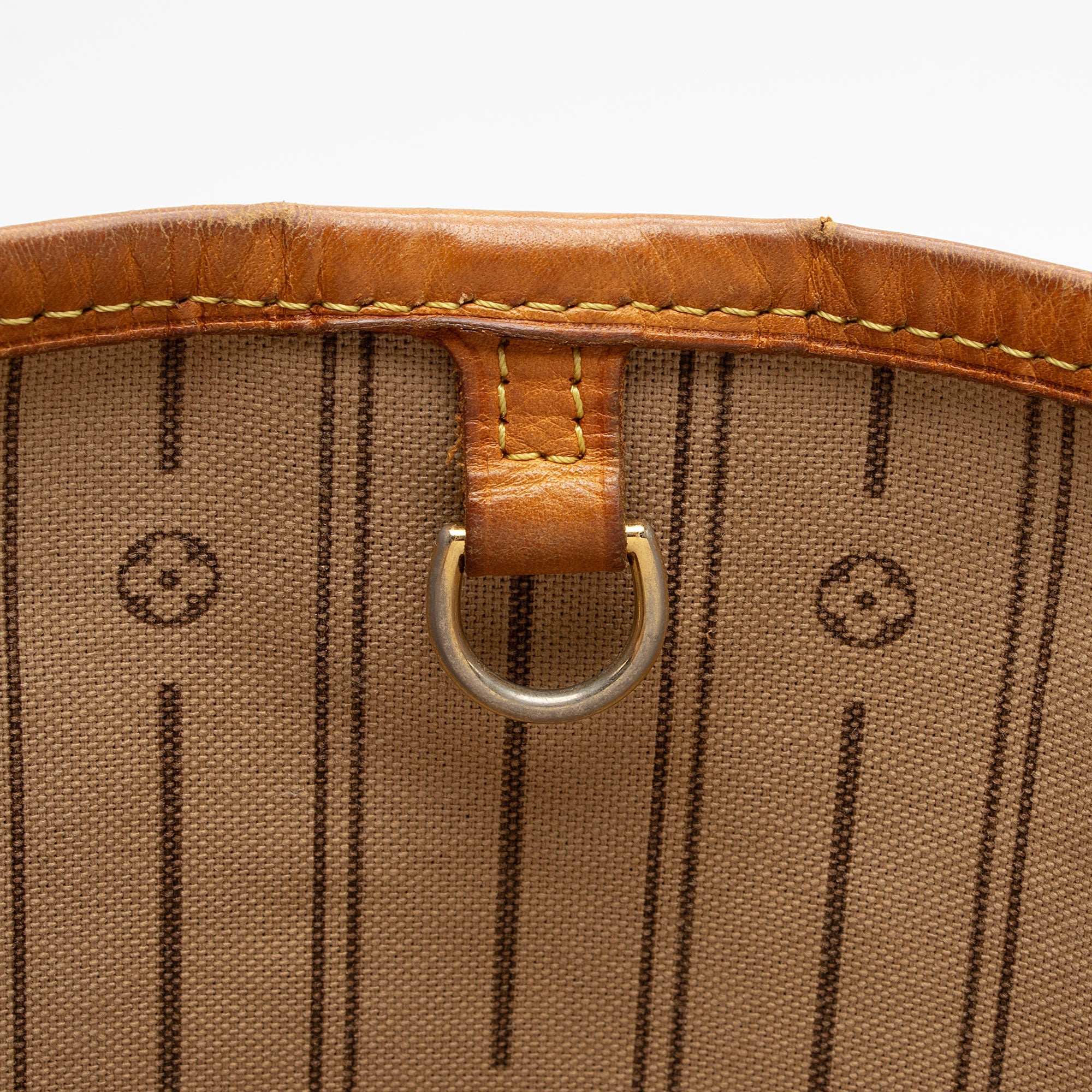 Louis Vuitton Monogram Canvas Delightful PM Shoulder Bag - FINAL SALE (SHF-MtWzVx)