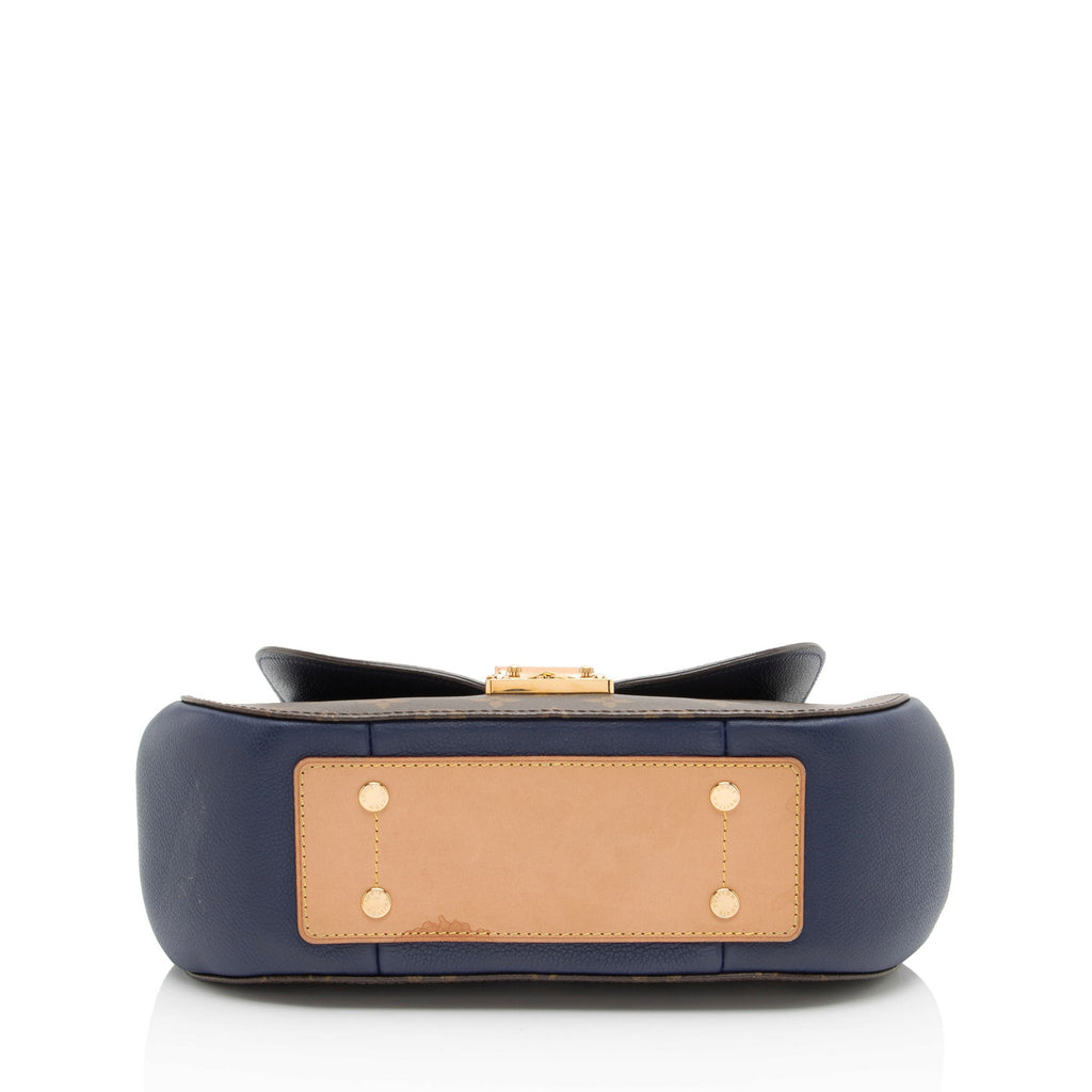 Louis Vuitton Monogram Canvas Eden MM Shoulder Bag
