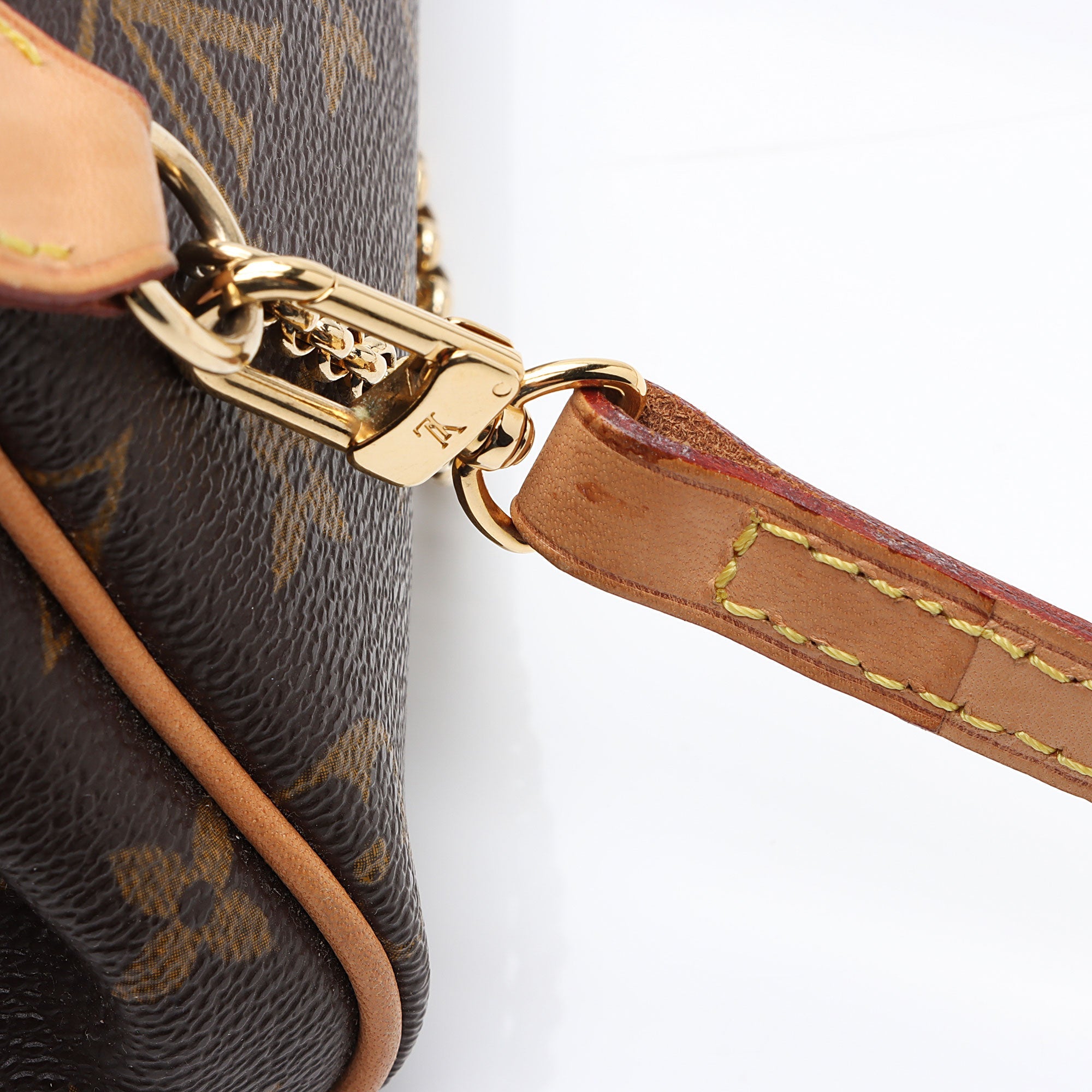 Louis Vuitton Monogram Canvas Eva Clutch (SHF-0Ct94Q)