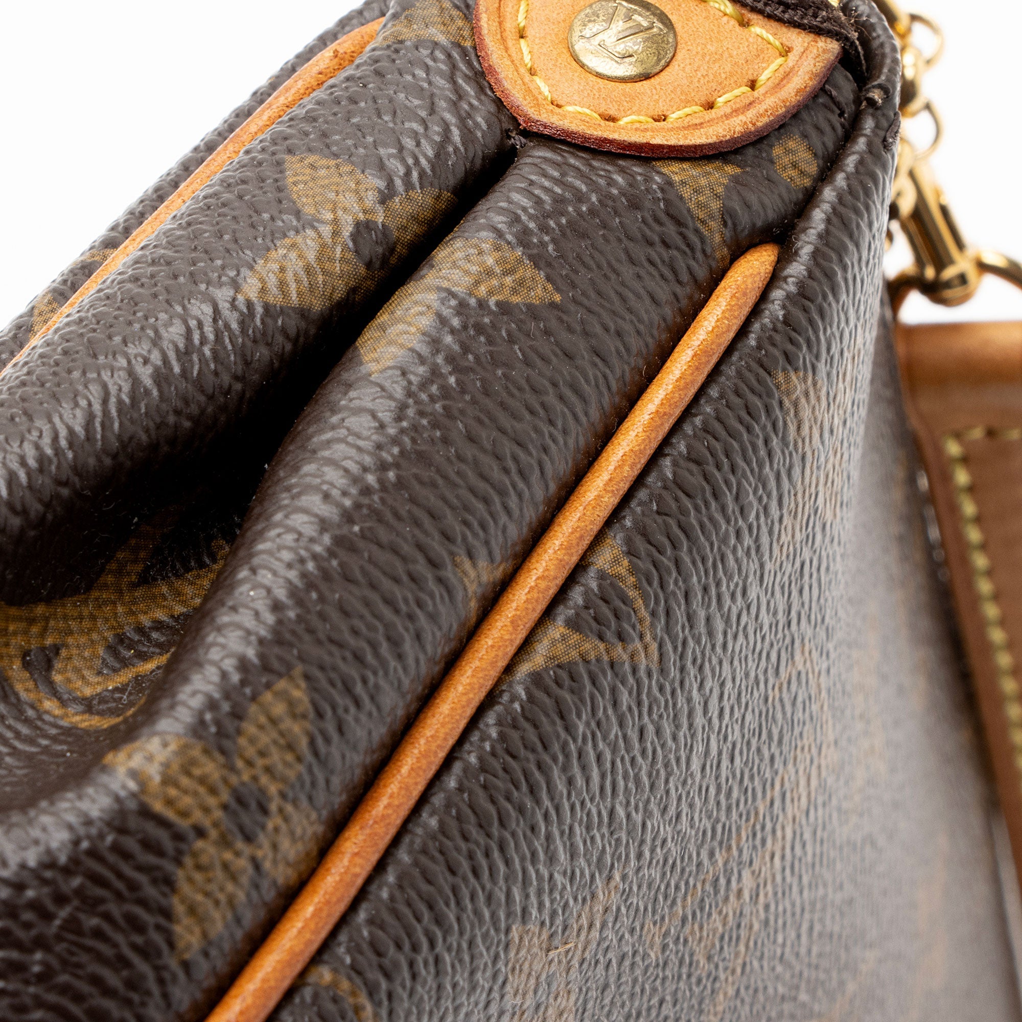 Louis Vuitton Monogram Canvas Eva Clutch (SHF-ihjcas)