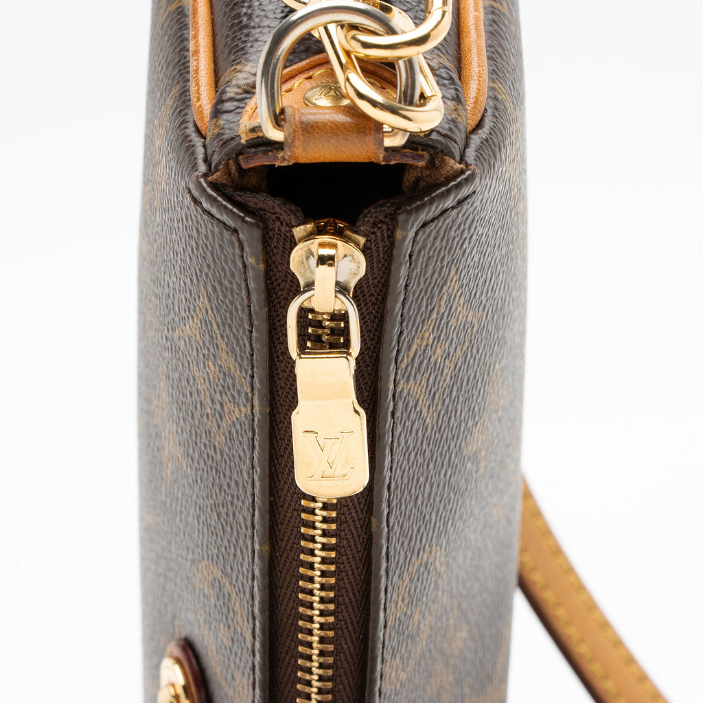 Louis Vuitton Monogram Canvas Eva Clutch