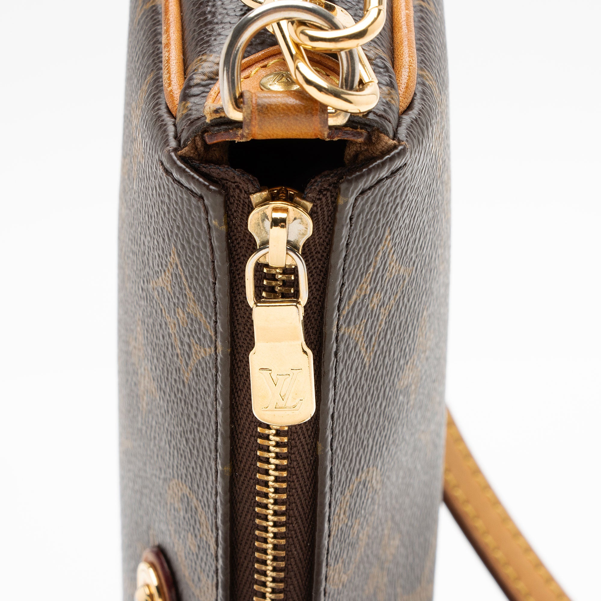 Louis Vuitton Monogram Canvas Eva Clutch