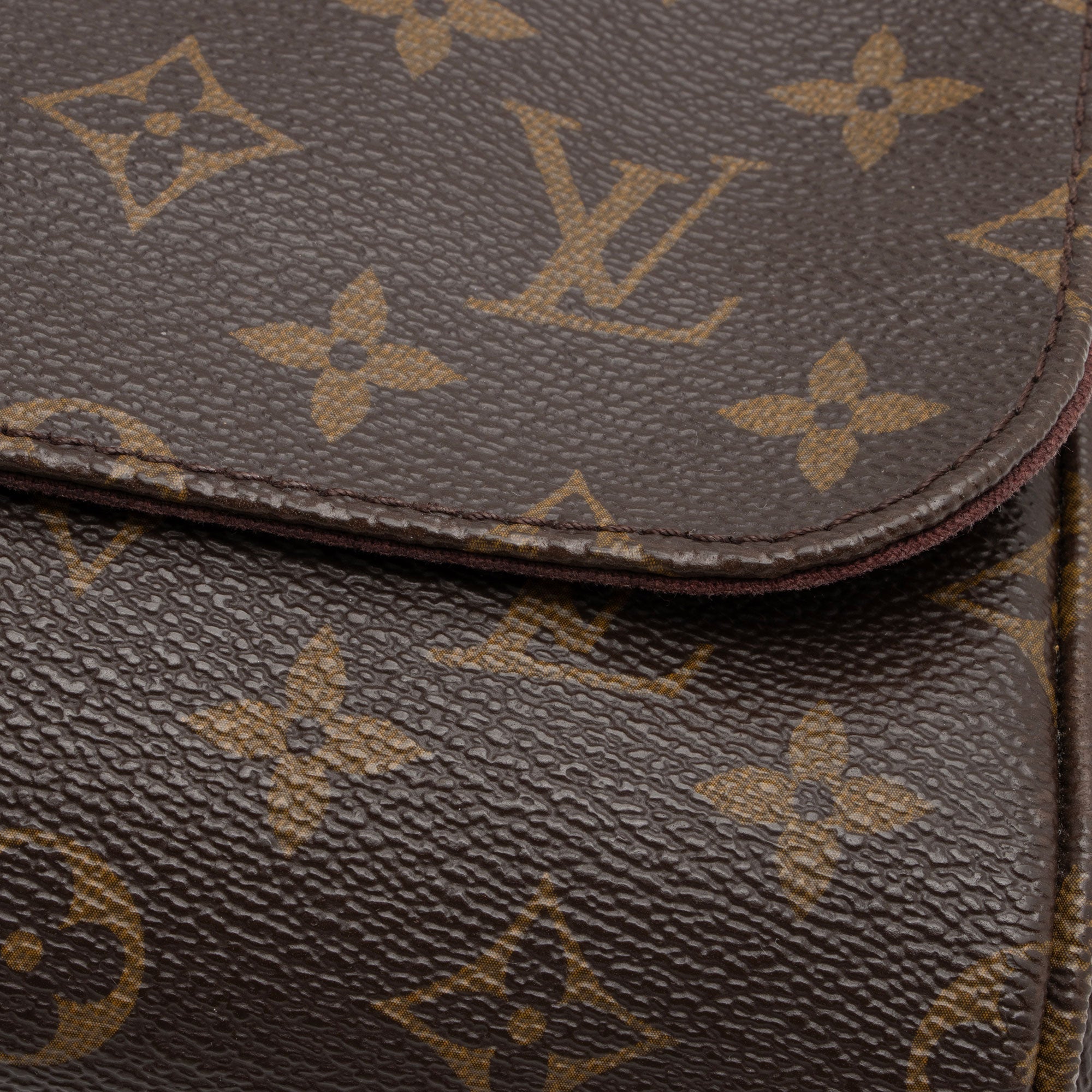 Louis Vuitton Monogram Canvas Favorite MM Shoulder Bag (SHF-pBpiVp)