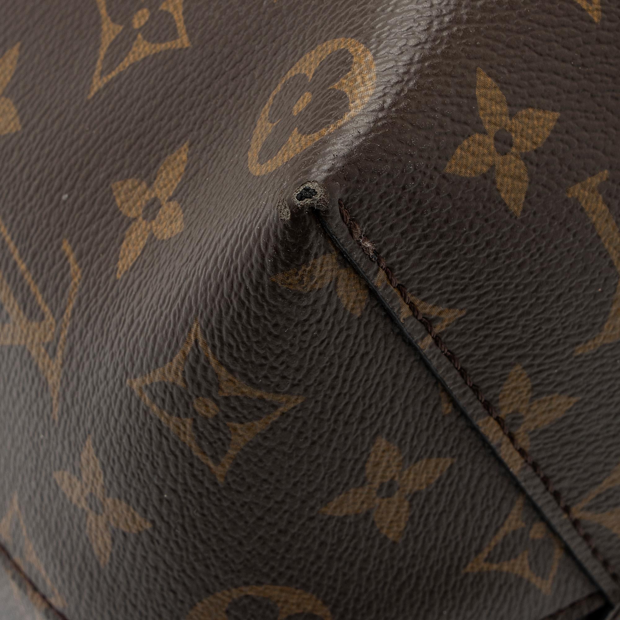 Louis Vuitton Monogram Canvas Flower Hobo (SHF-AX6i3w)