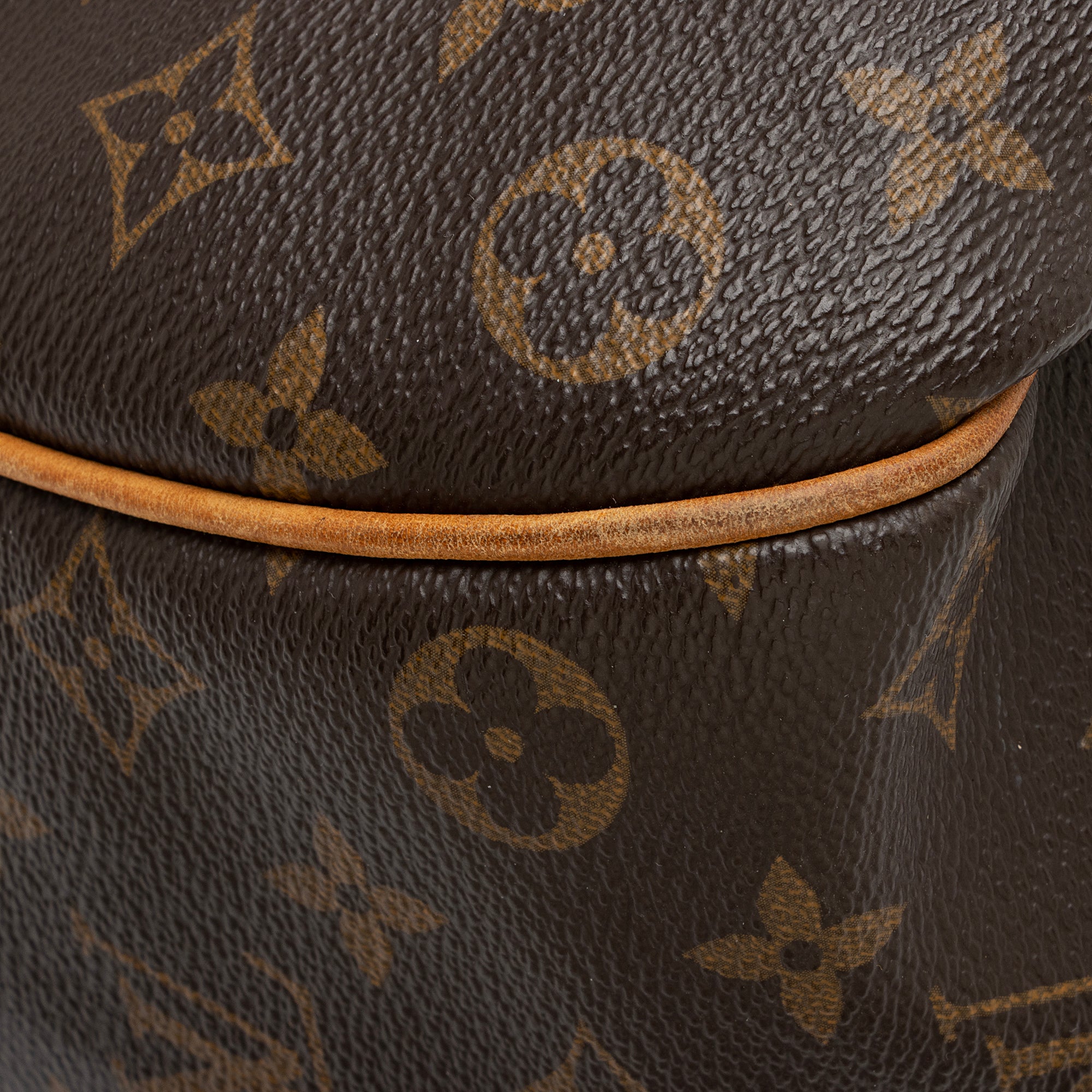 Louis Vuitton Monogram Canvas Galliera PM Shoulder Bag (SHF-of2JPB)