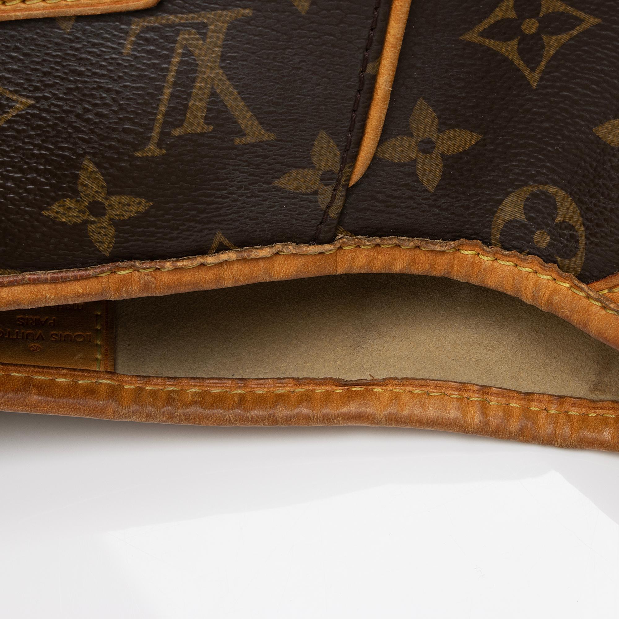 Louis Vuitton Monogram Canvas Galliera PM Shoulder Bag (SHF-fls4me)