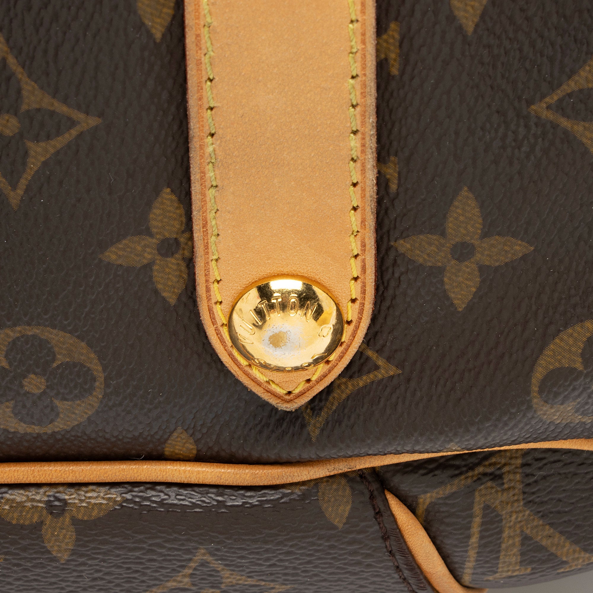 Louis Vuitton Monogram Canvas Galliera PM Shoulder Bag (SHF-7eJDIU)