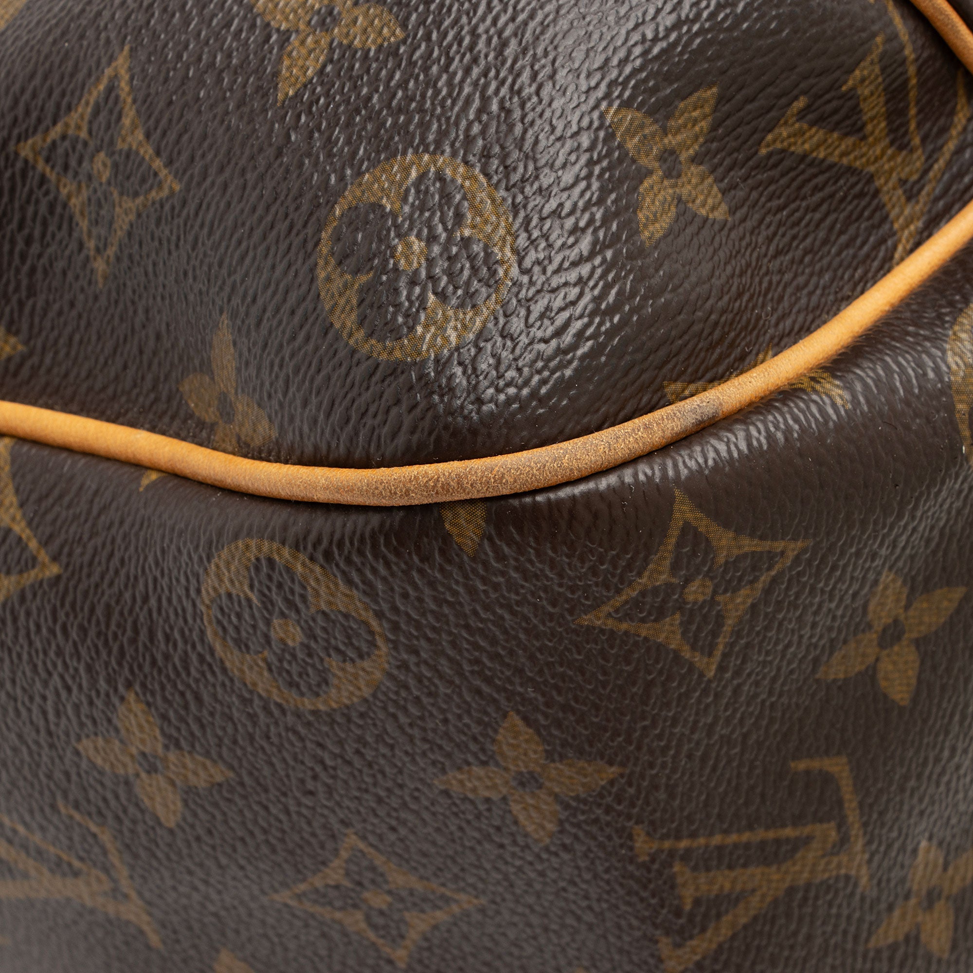 Louis Vuitton Monogram Canvas Galliera PM Shoulder Bag (SHF-7eJDIU)