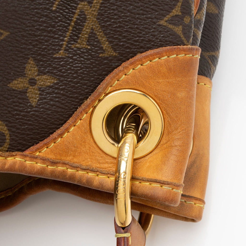 Louis Vuitton Monogram Canvas Galliera PM Shoulder Bag (SHF-aeyoTS)