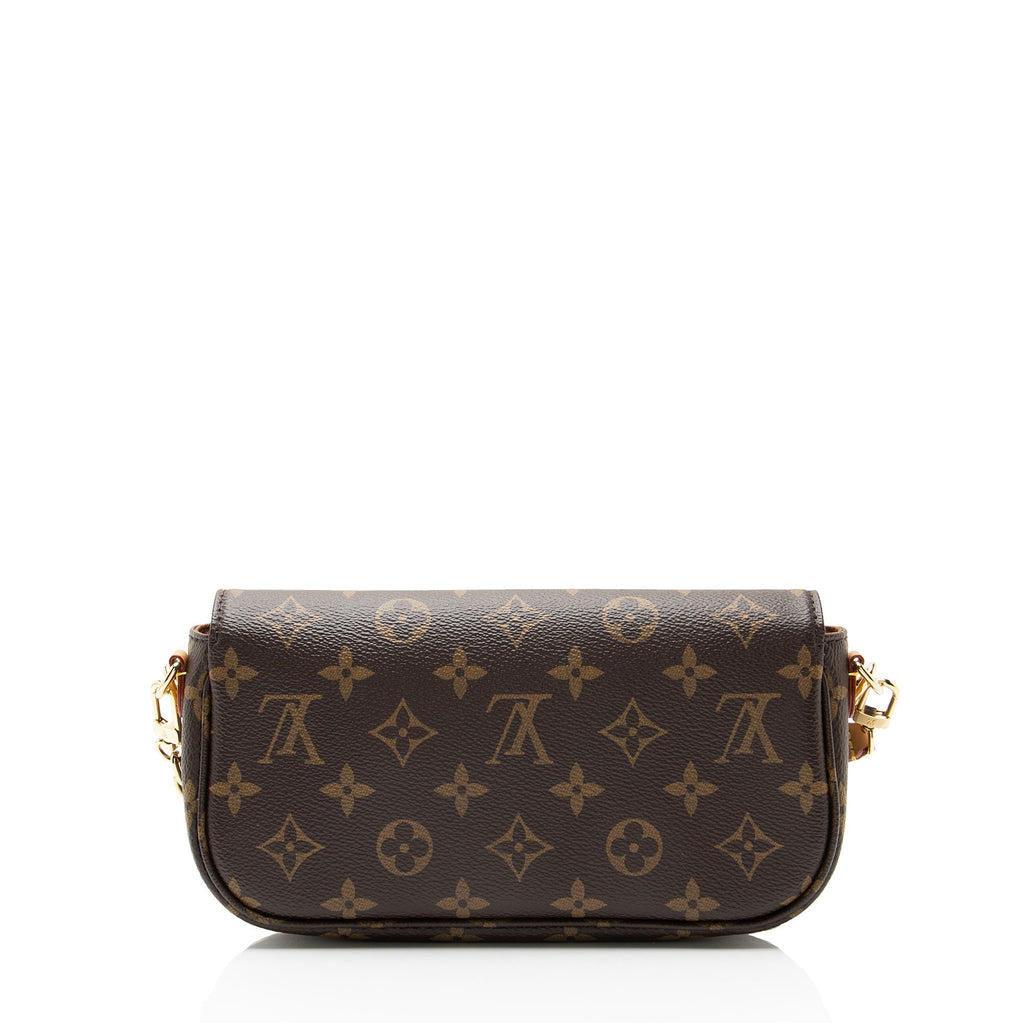 Louis Vuitton Monogram Canvas Ivy Wallet on Chain