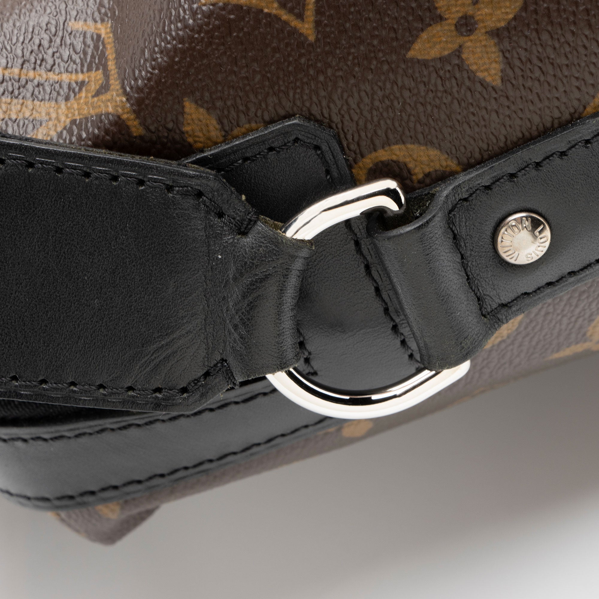 Louis Vuitton Monogram Canvas Macassar Torres Messenger