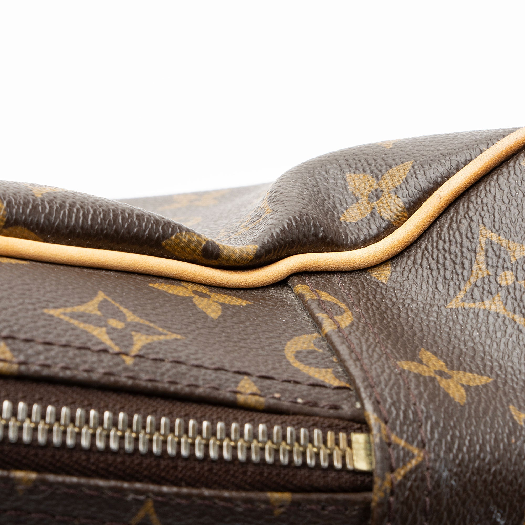 Louis Vuitton Monogram Canvas Manhattan GM Satchel