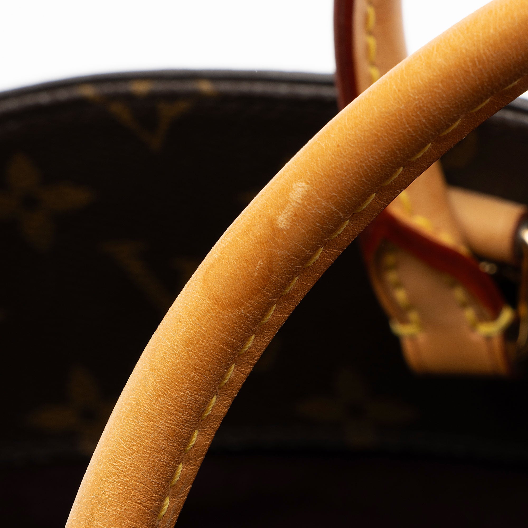Louis Vuitton Monogram Canvas Montaigne GM Tote