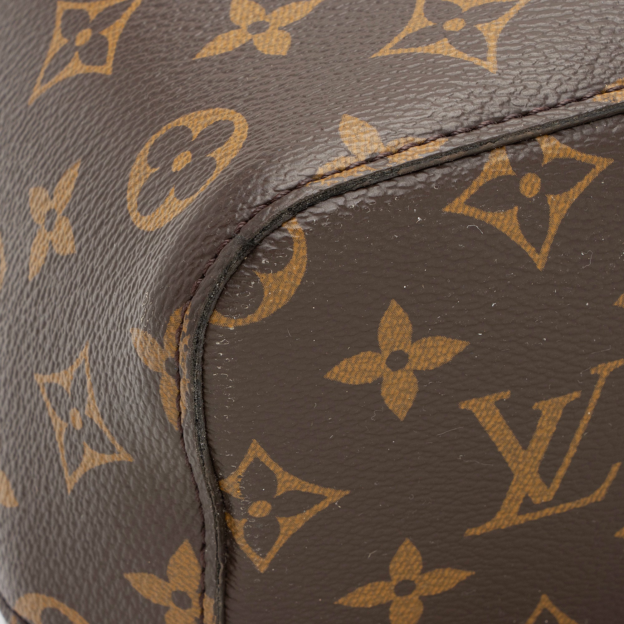 Louis Vuitton Monogram Canvas Neonoe MM Shoulder Bag (SHF-HVJkM1)