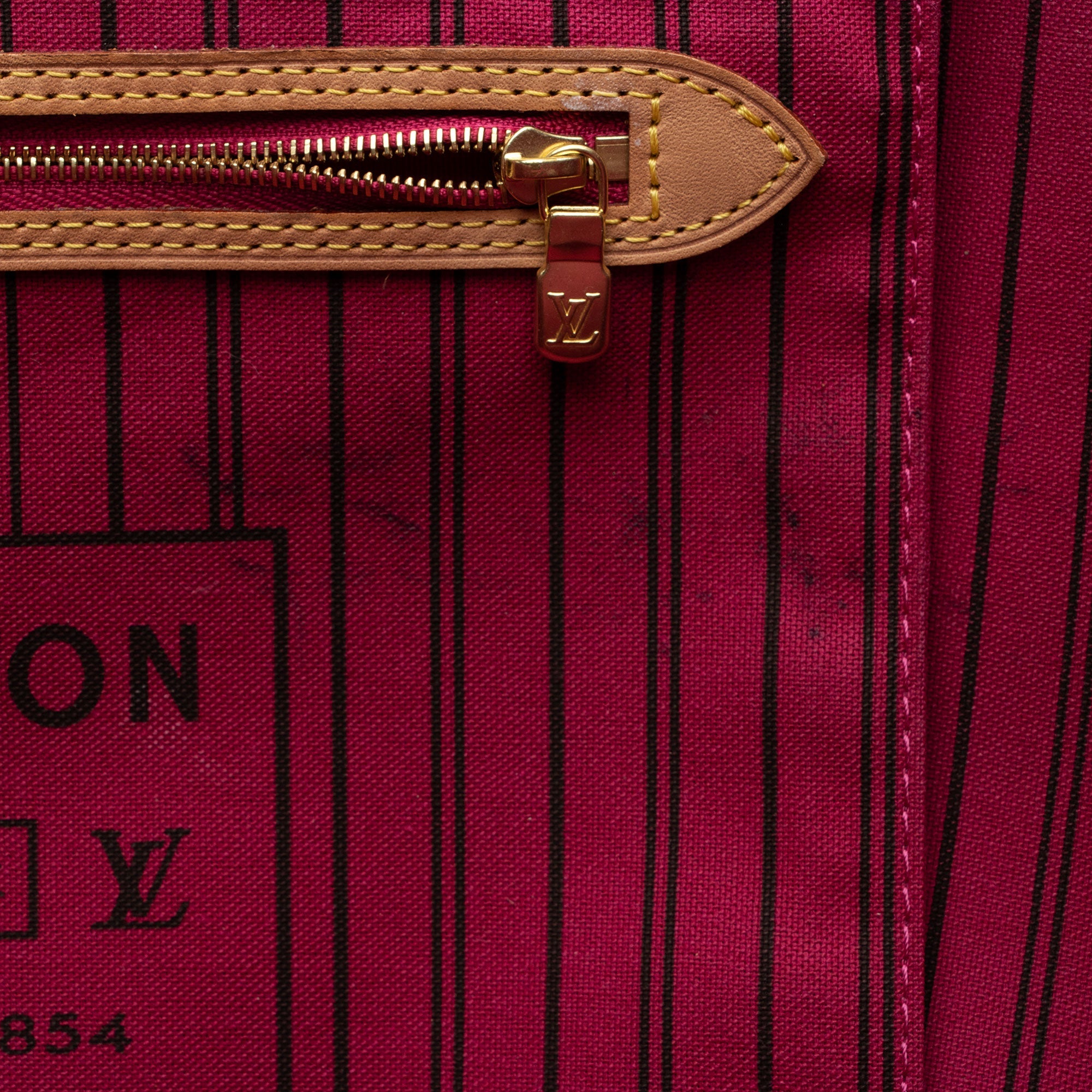 Louis Vuitton Monogram Canvas Neverfull GM Tote (SHF-tU1ifw)