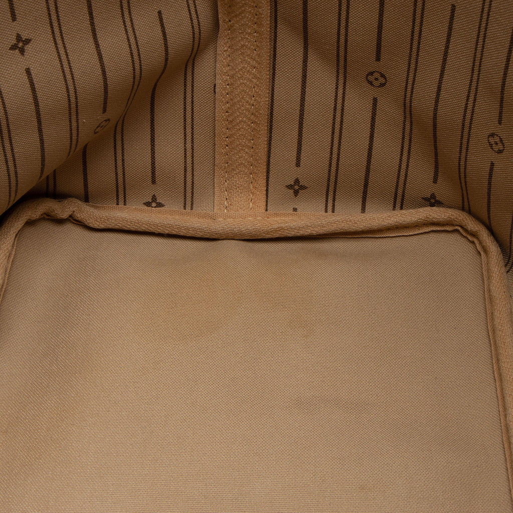 Louis Vuitton Monogram Canvas Neverfull GM Tote (SHF-PXYjw3)