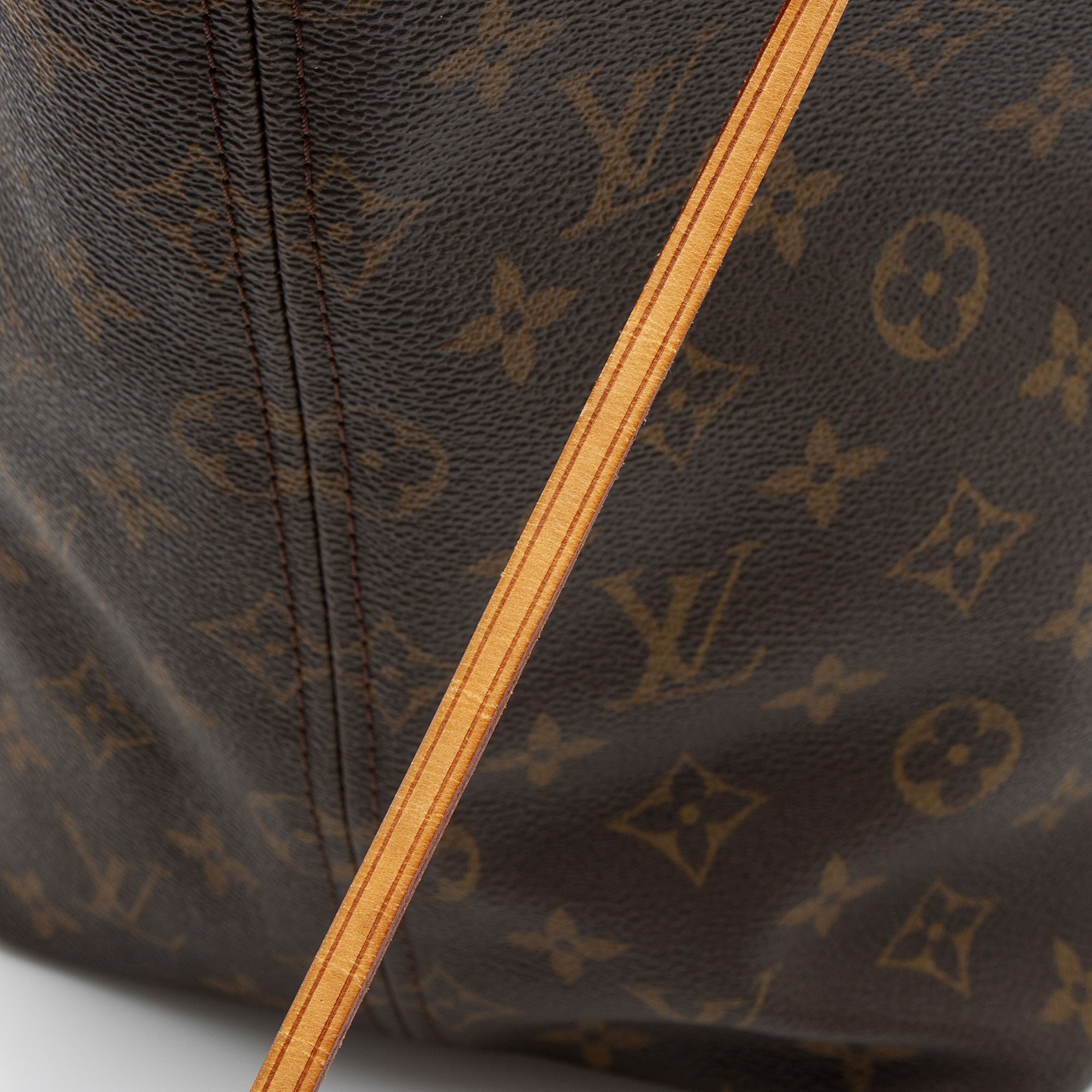 Louis Vuitton Monogram Canvas Neverfull GM Tote (SHF-kHp6dl)