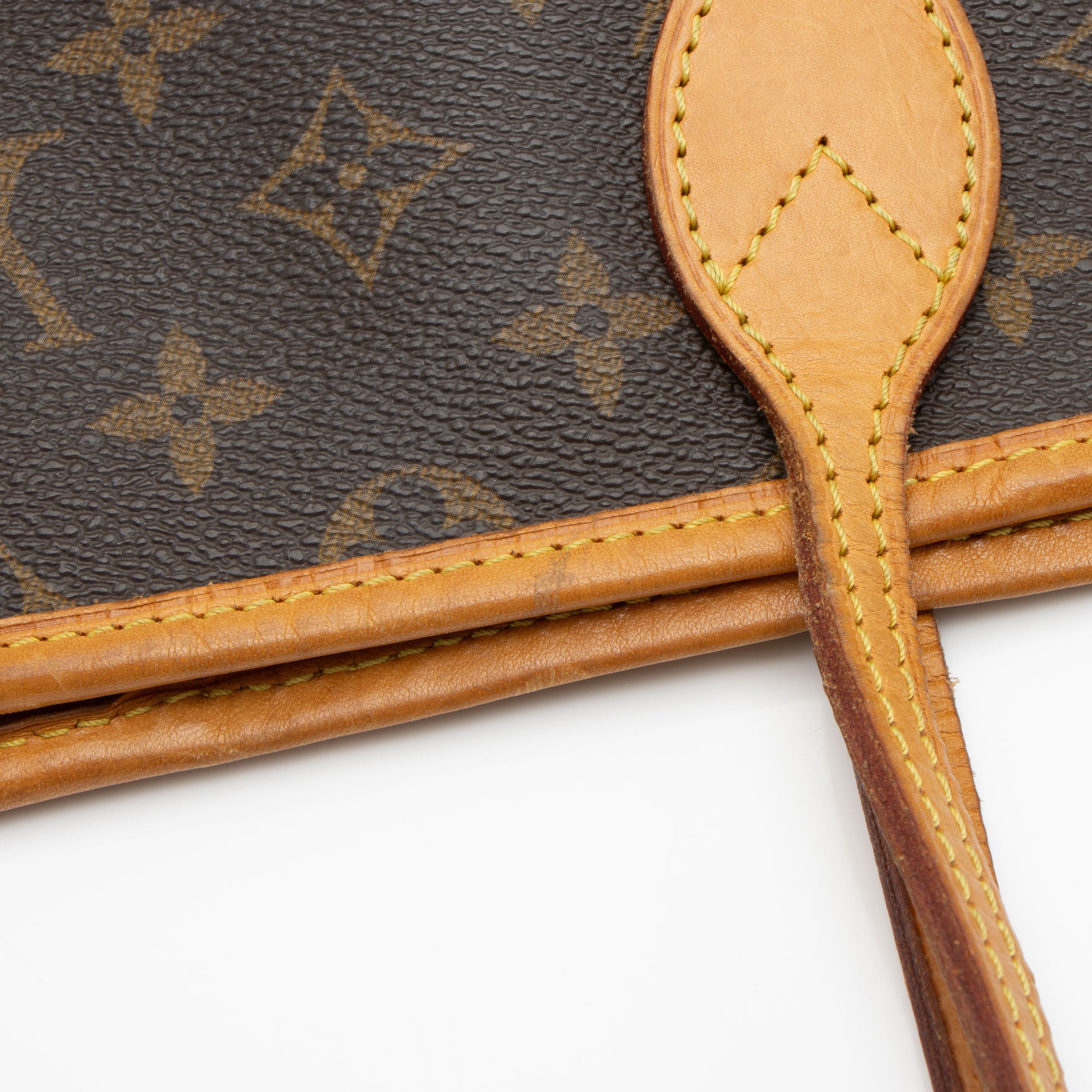 Louis Vuitton Monogram Canvas Neverfull GM Tote (SHF-kHp6dl)