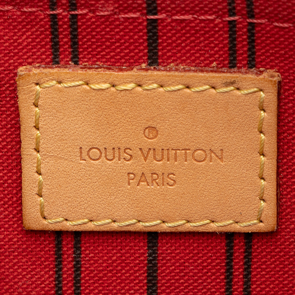 Louis Vuitton Monogram Canvas Neverfull MM Pochette