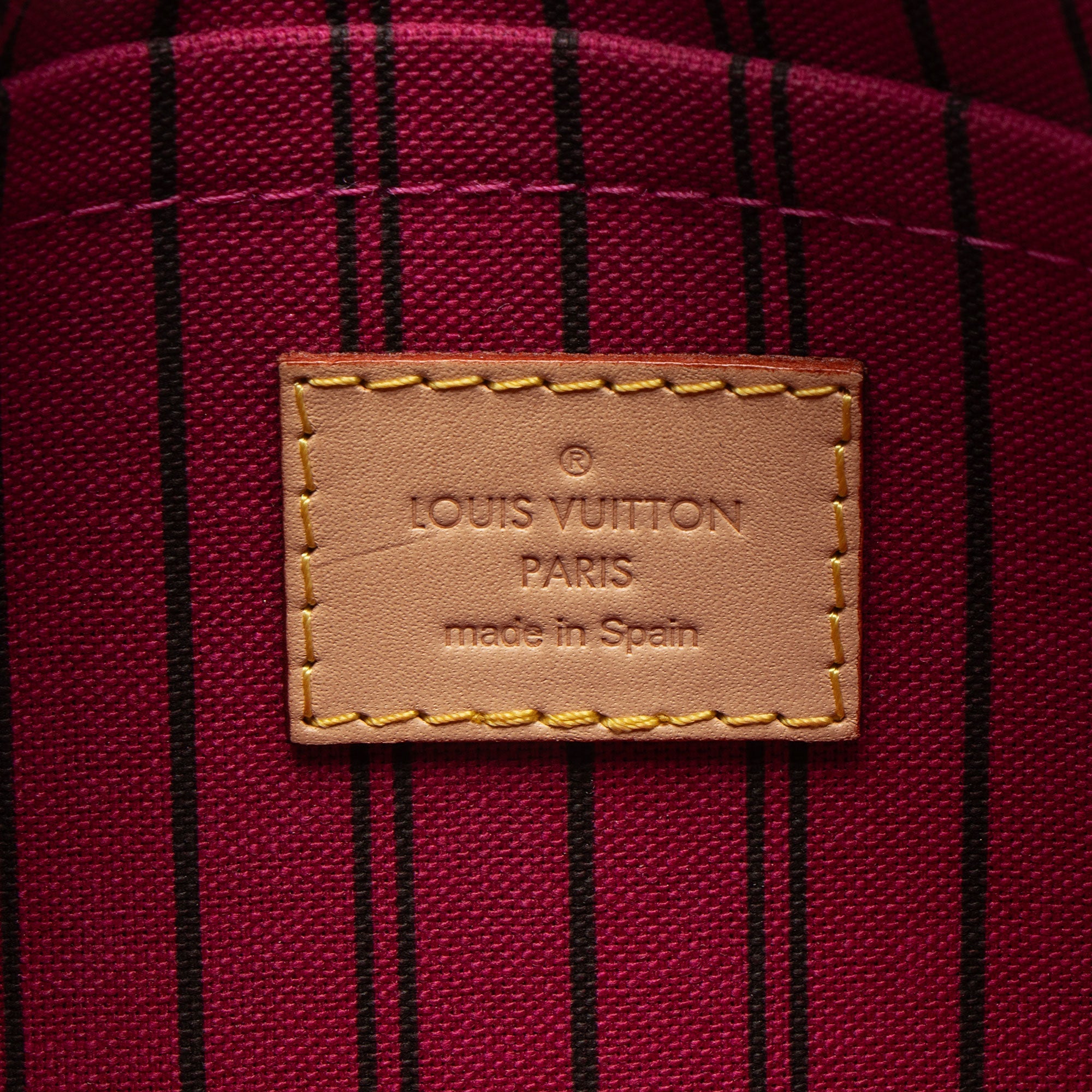Louis Vuitton Monogram Canvas Neverfull MM Pochette