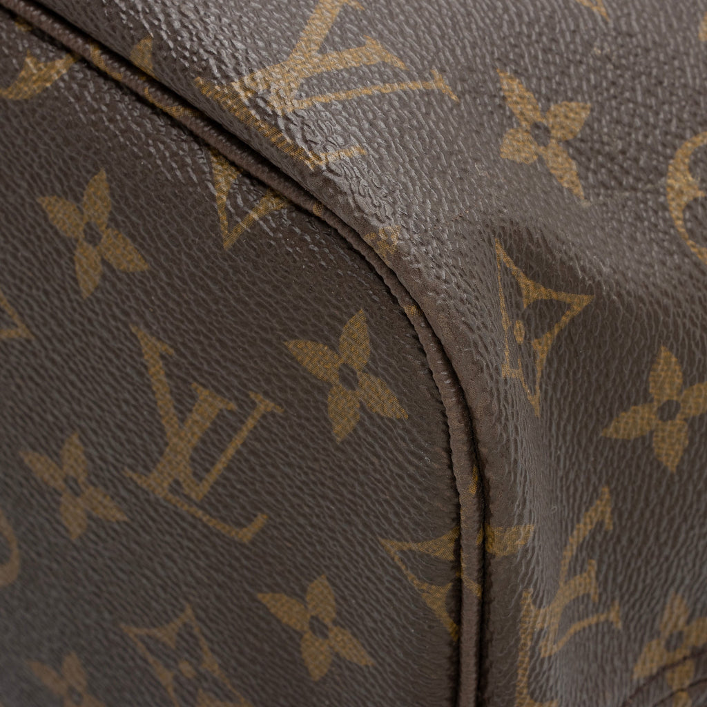 Louis Vuitton Monogram Canvas Neverfull MM Tote (SHF-hsNXEh)