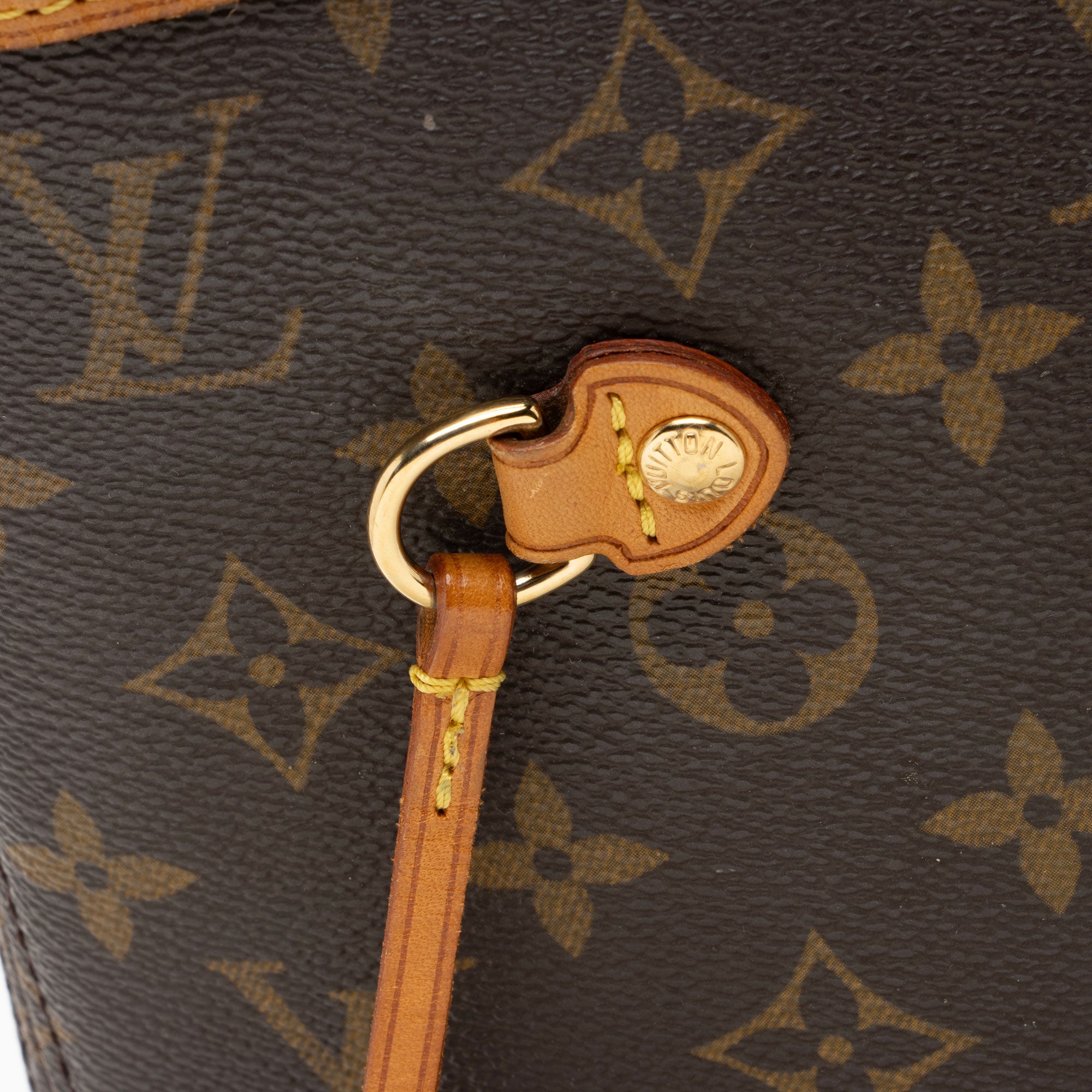 Louis Vuitton Monogram Canvas Neverfull MM Tote (SHF-fsm6Tt)