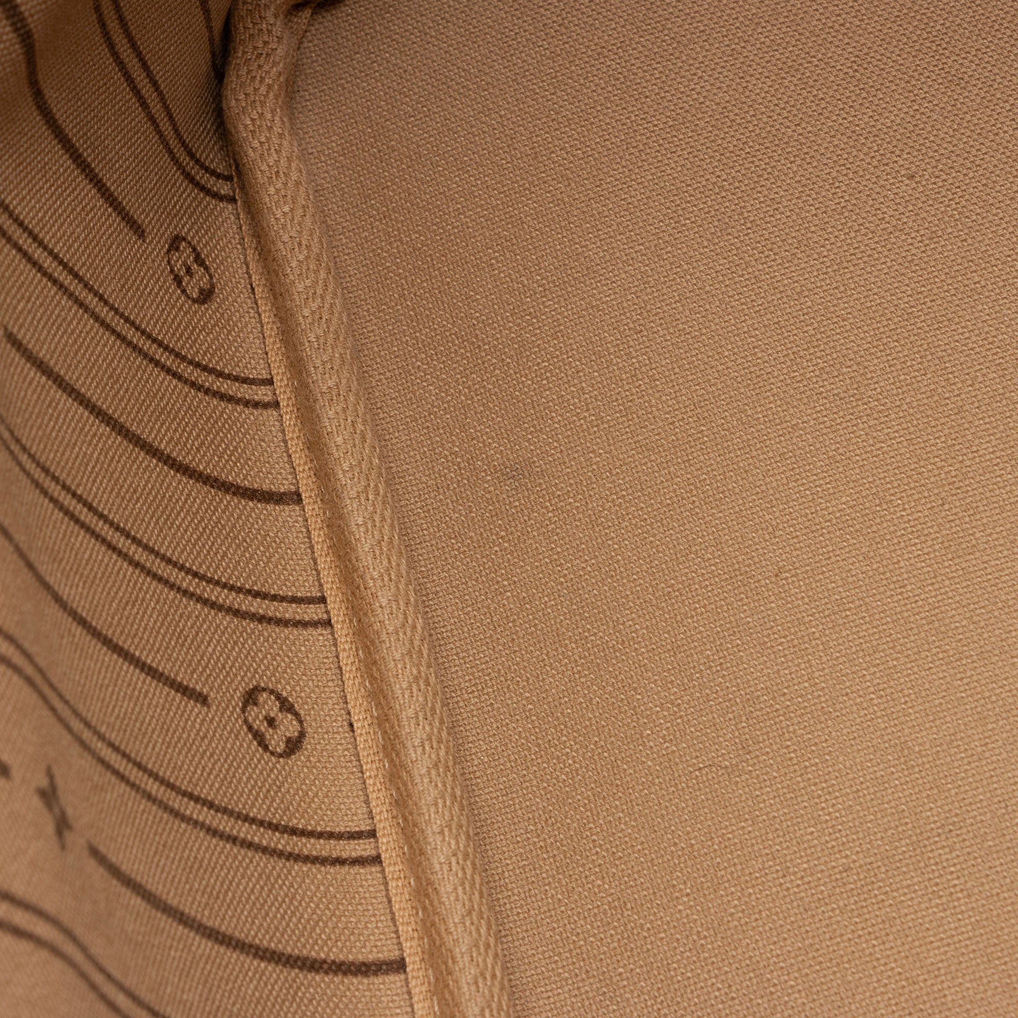 Louis Vuitton Monogram Canvas Neverfull MM Tote (SHF-aTjZ93)