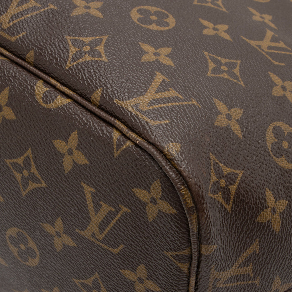 Louis Vuitton Monogram Canvas Neverfull MM Tote (SHF-jGOi4T)