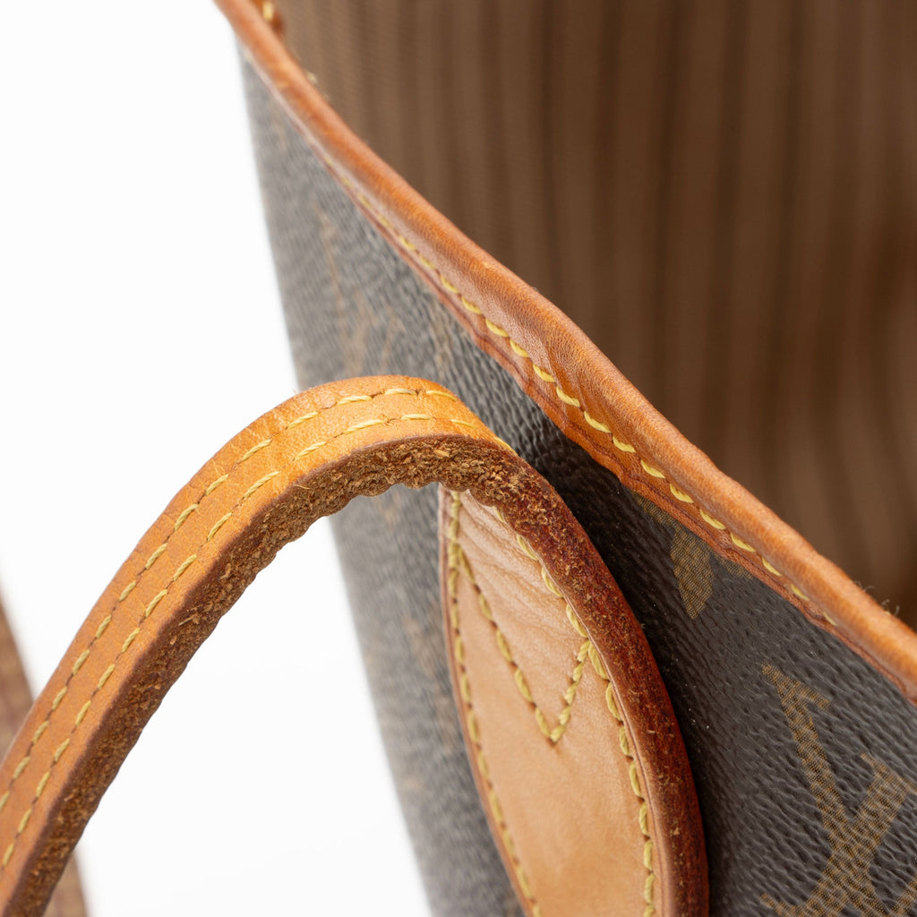 Louis Vuitton Monogram Canvas Neverfull MM Tote