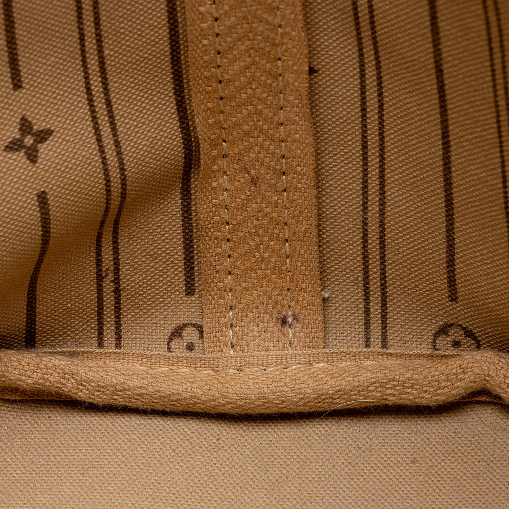 Louis Vuitton Monogram Canvas Neverfull PM Tote (SHF-s5qFrS)