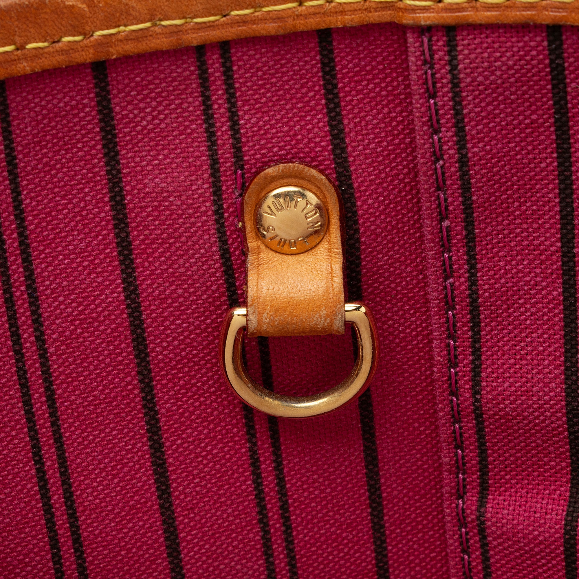 Louis Vuitton Monogram Canvas Neverfull PM Tote (SHF-5hwlQG)