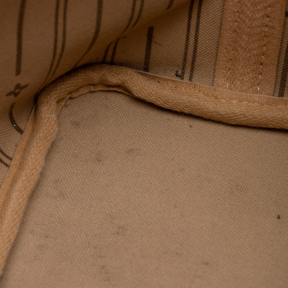 Louis Vuitton Monogram Canvas Neverfull PM Tote (SHF-19488)
