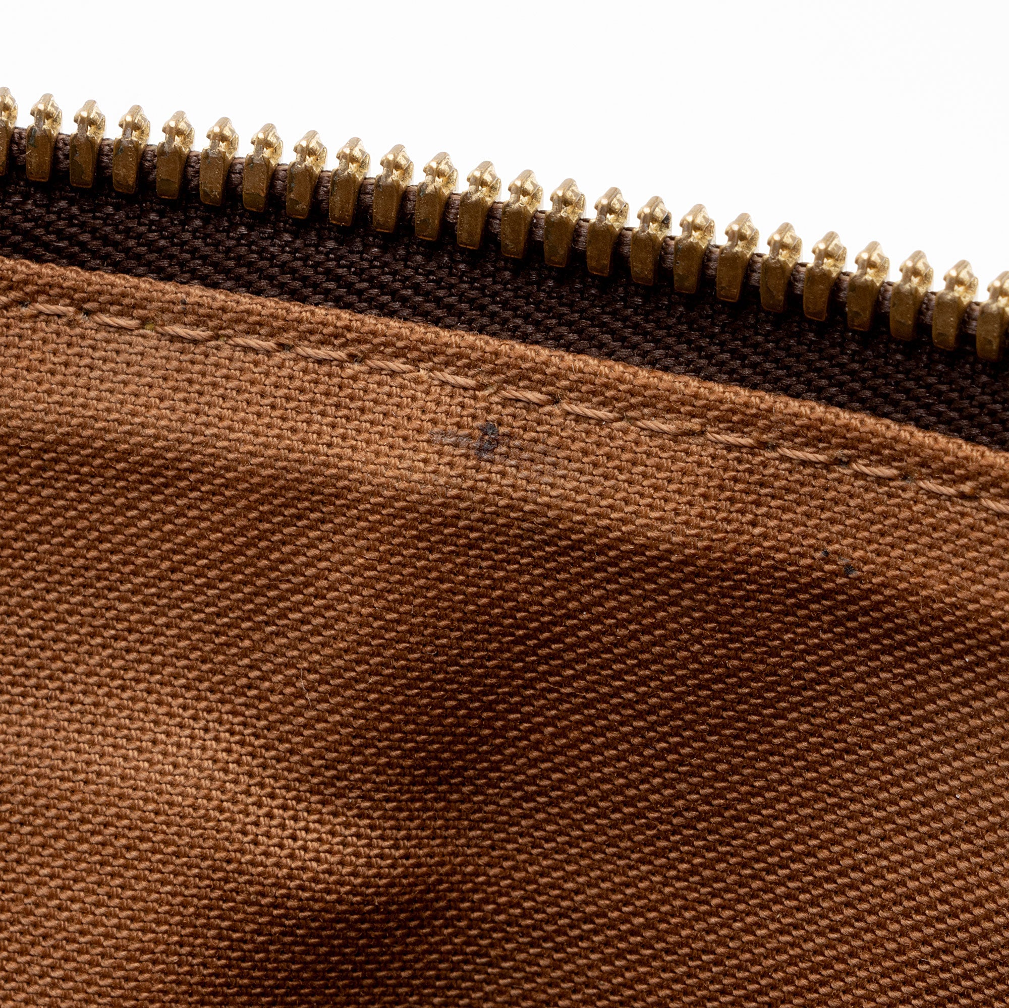 Louis Vuitton Monogram Canvas Palermo GM Tote (SHF-bjd1XX)