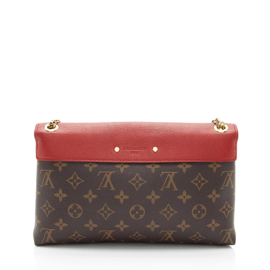 Louis Vuitton Monogram Canvas Pallas Chain Shoulder Bag (SHF-WhukwN)