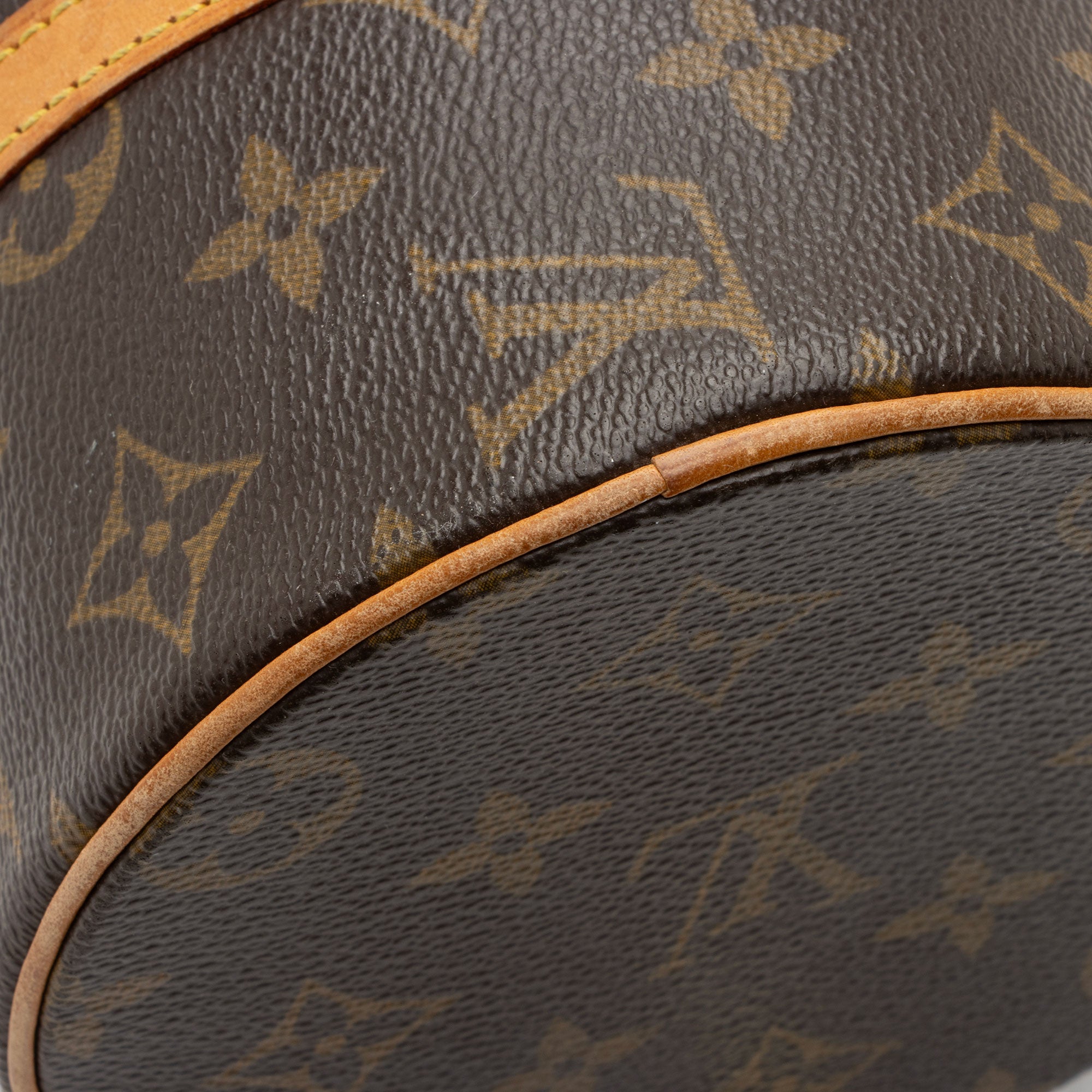 Louis Vuitton Monogram Canvas Papillon 26 Satchel (SHF-pjEJ2N)