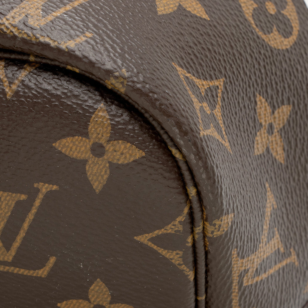 Louis Vuitton Monogram Canvas Patches Neverfull MM Tote (SHF-VCZIdY)